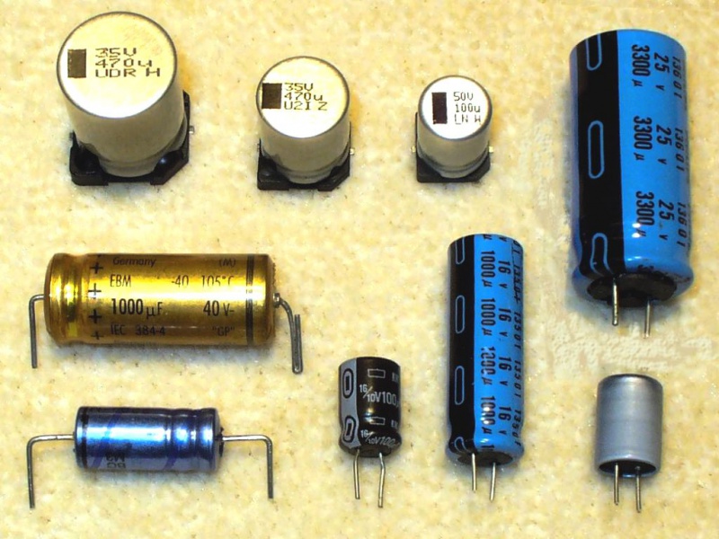 File:Electrolytic capacitors - more.jpg